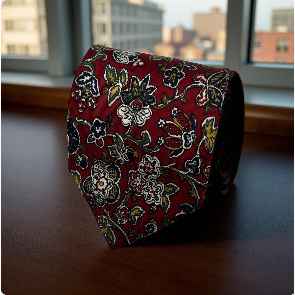 Brooks Brothers Men’s 100% Silk Tie – Red Floral Paisley Print 56.25”‎ x 3.5”